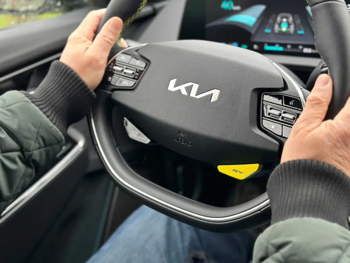 Обзор Kia EV6 GT: чудовищно быстрая Kia