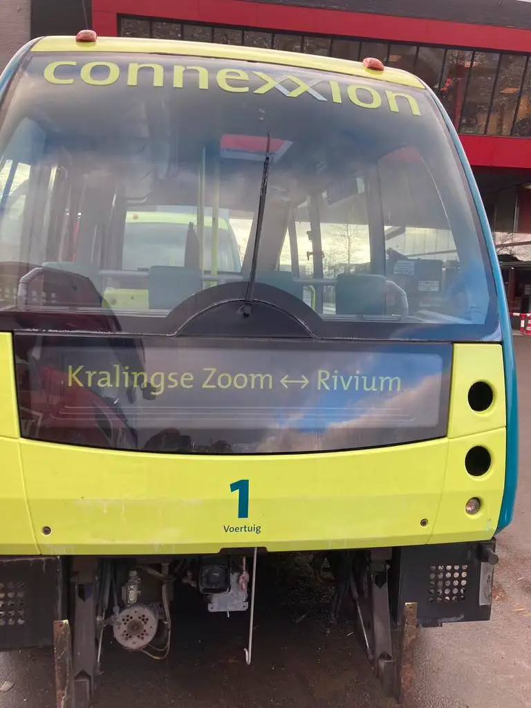 Беспилотный автобус Connexxion выставлен на продажу на Marktplaats