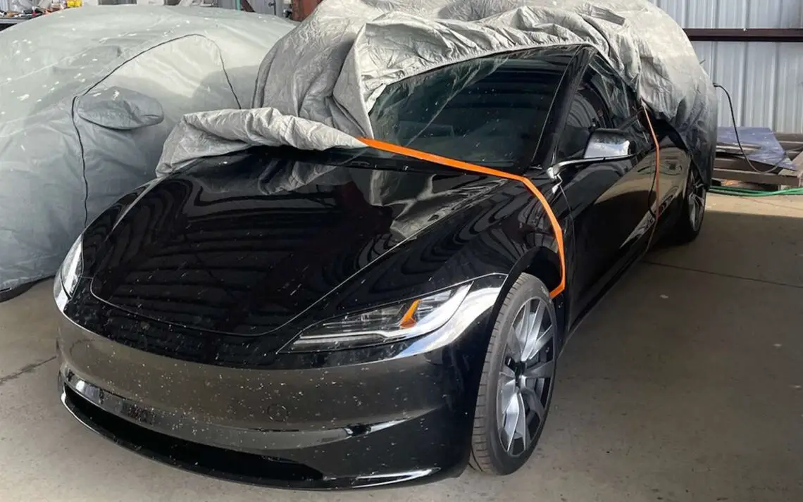 Это (вероятно) фейслифтинг Tesla Model 3.