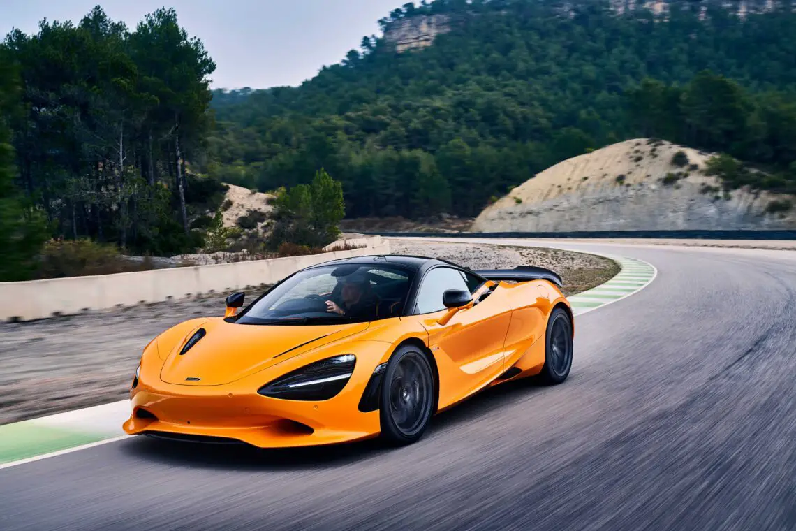 McLaren 750S на 30% отличается от 720S.