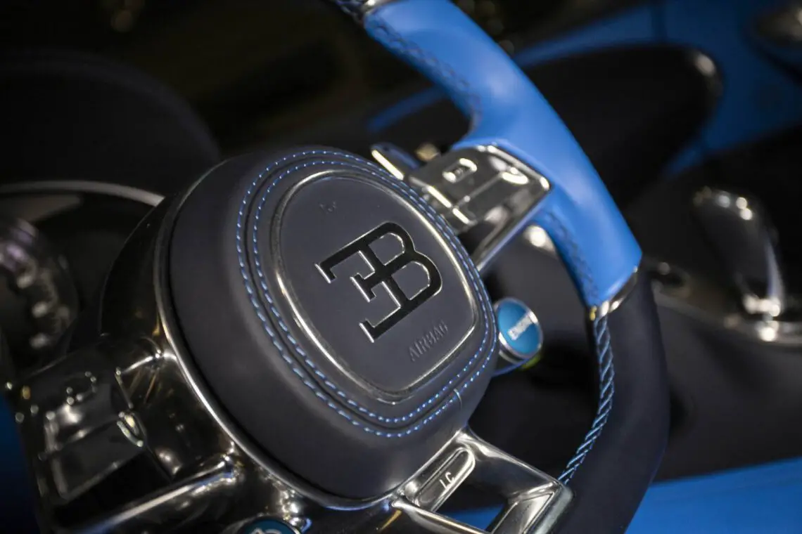 Два Bugatti в коллекции голландских автомобилей